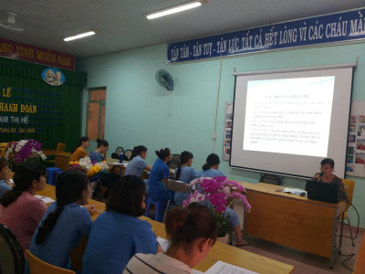 TẬP HUẤN TRIỂN KHAI CÔNG TÁC ĐÁNH GIÁ CHUẨN HIỆU TRƯỞNG, CHUẨN GIÁO VIÊN TRƯỜNG MẦM NON   THEO THÔNG TƯ SỐ  25/2018/TT-BGDĐT  26/2018/TT-BGDĐT CHO GIÁO VIÊN