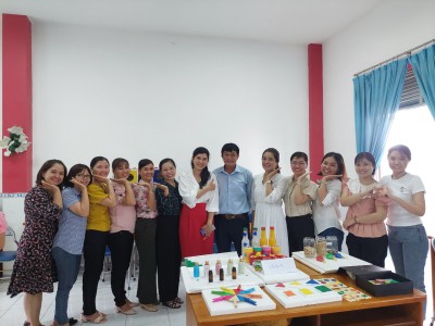 CBQL-GV TRƯỜNG MN ĐOÀN THỊ LIÊN THAM GIA TẬP HUẤN THÍ ĐIỂM PP DẠY HỌC MONTESSORI TRONG CHƯƠNG TRÌNH GIÁO DỤC MẦM NON