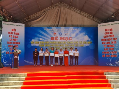 Tham gia hội trại giáo viên ngành giáo dục Thành phố Thủ Dầu Một