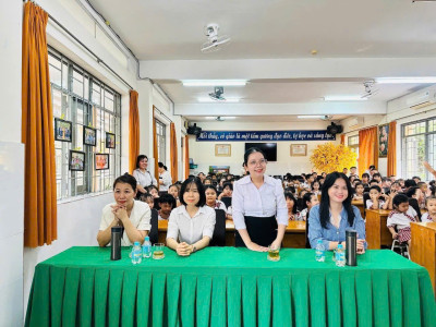 THAM QUAN TRƯỜNG TIỂU HỌC PHÚ LỢI - HÀNH TRANG VÀO LỚP 1 CHO CÁC BÉ