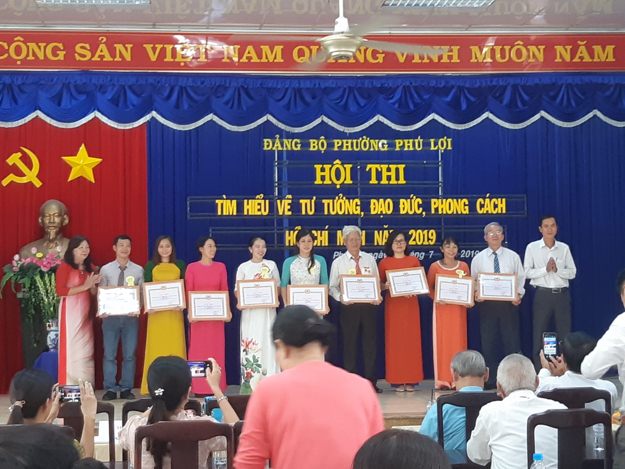 nhan giai 1
