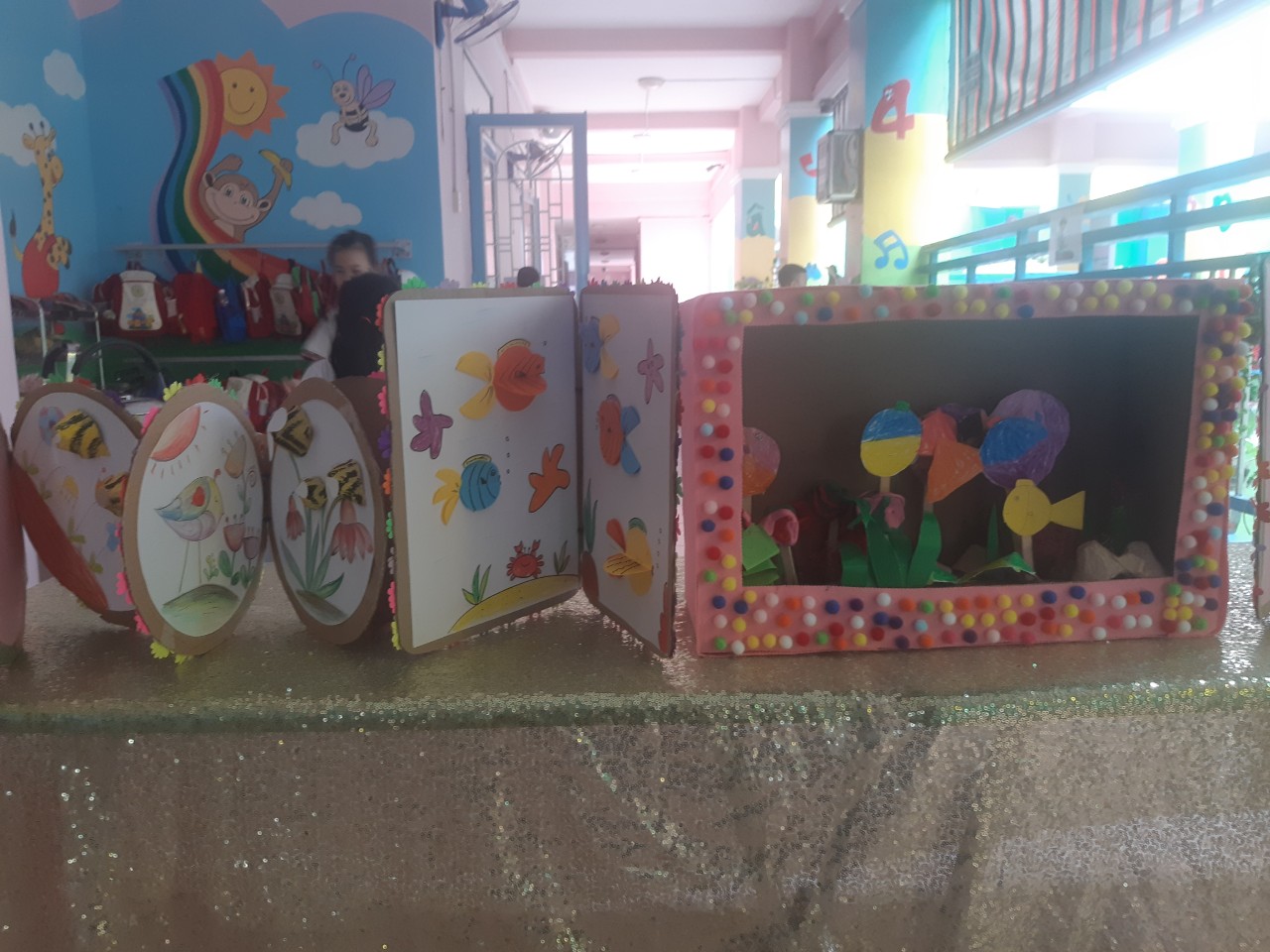HOẠT ĐỘNG CỦA BÉ