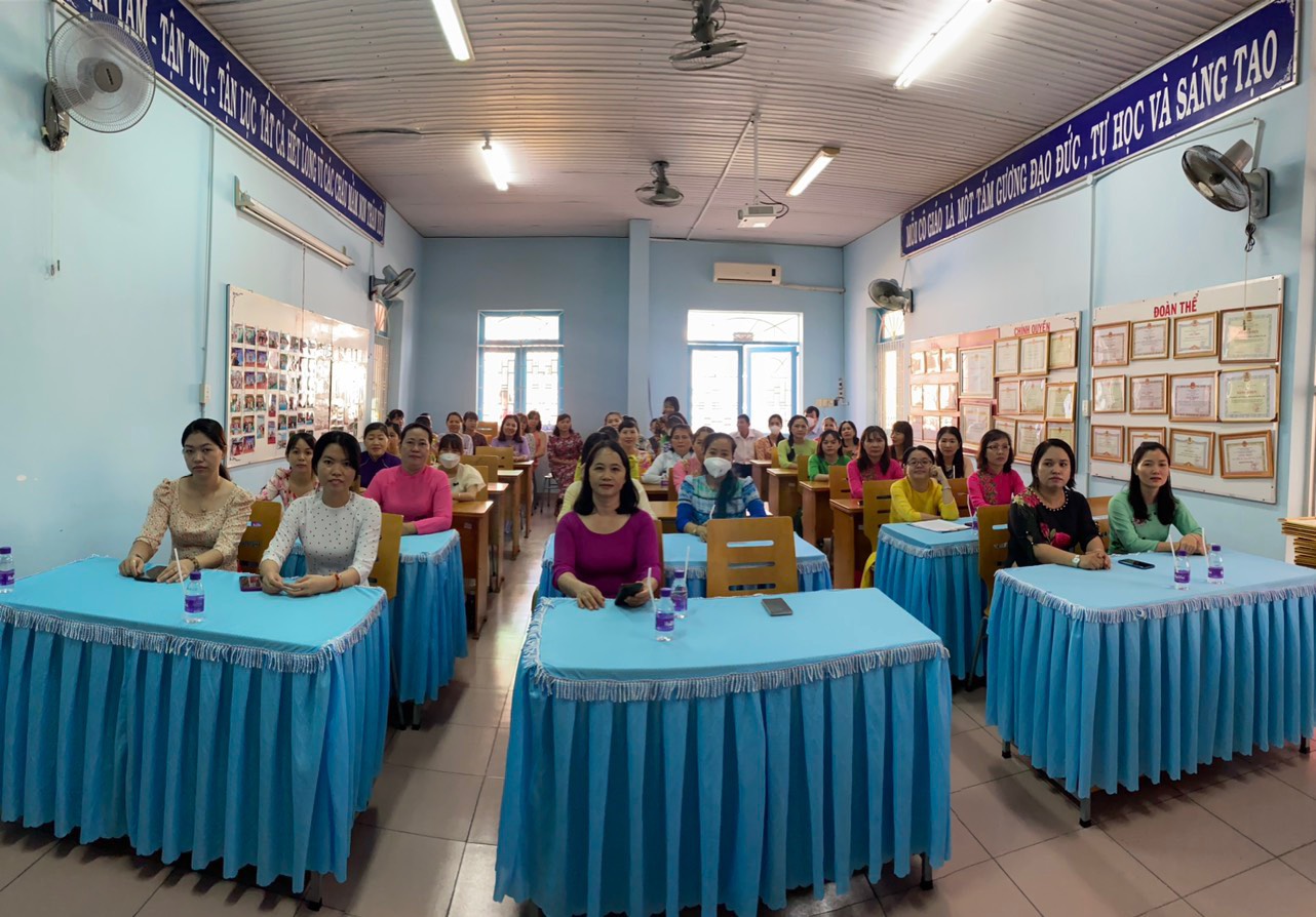 Hội nghị Cán bộ viên chức trường MN Đoàn Thị Liên - năm học 2022 - 2023