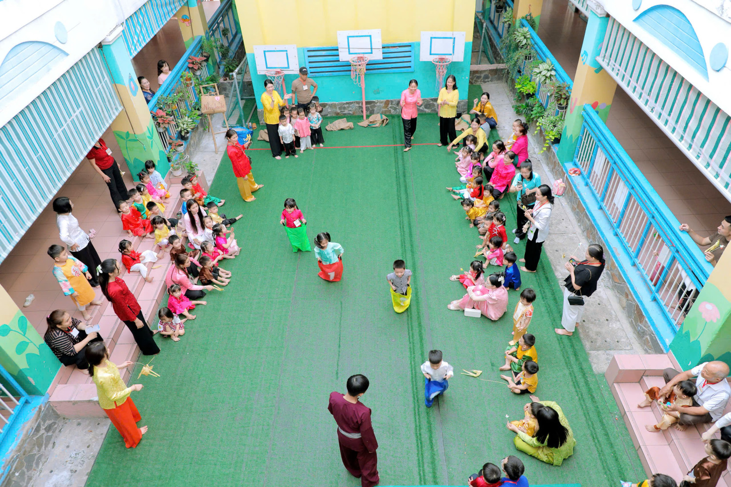 z7525891170757 00623fde114608a28a6dd5fbd7a4568f Sao chép