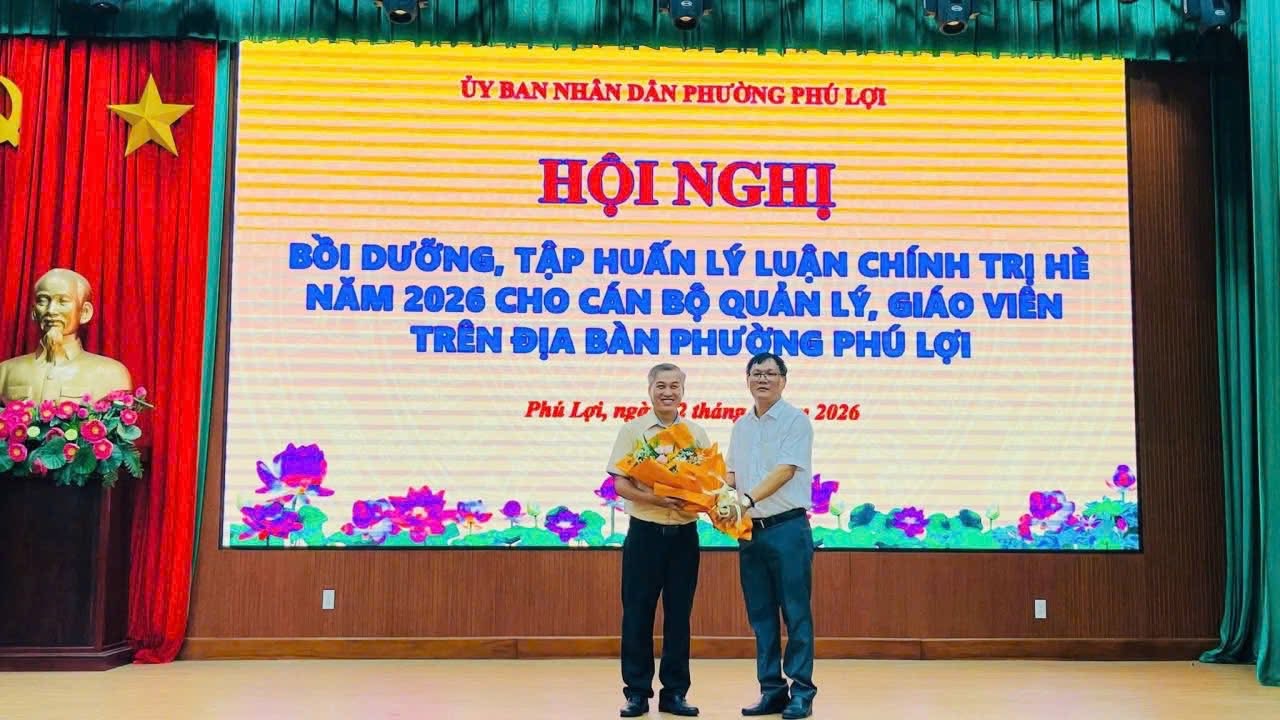RƯỜNG MẦM NON ĐOÀN THỊ LIÊN THAM GIA HỘI NGHỊ BỒI DƯỠNG, TẬP HUẤN LÝ LUẬN CHÍNH TRỊ HÈ NĂM 2026